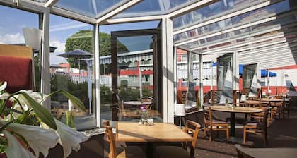 Ibis 3 Lacs Neuchatel Hotel