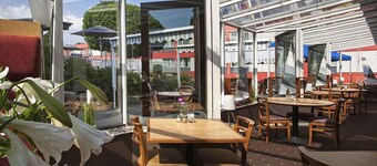 โรงแรมไอบิส 3 ลาคส์ นอยชาเทล