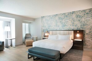 Premium bedding, down duvets, desk, blackout curtains