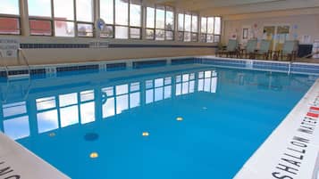 Indoor pool, pool loungers