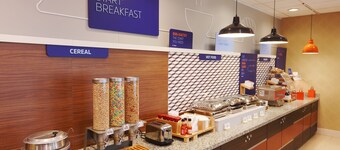 Holiday Inn Express & Suites Pittsburgh West - Greentree by IHG
