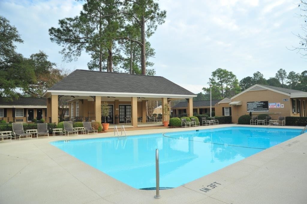 outdoor pool, pool loungers