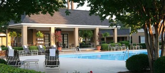Merry Acres Inn