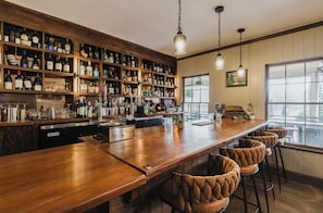 Bar (a l'allotjament)