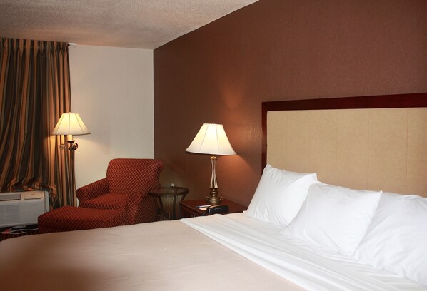 مكتب ومكواة/لوح كي وأسرّة أطفال/رضّع وأسرّة قابلة للطي