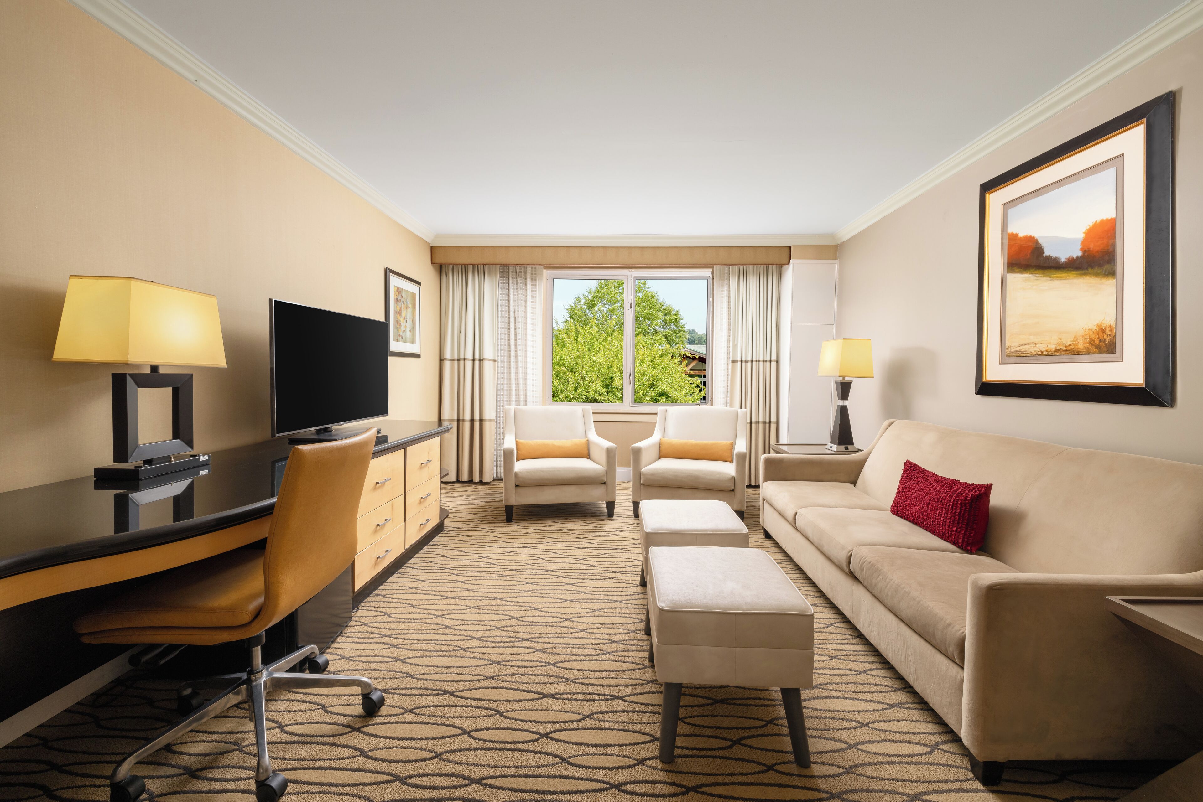 Suite, 1 habitación, para no fumadores, patio | Ropa de cama de alta calidad y caja de seguridad en la habitación 