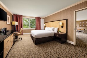 Executive Suite, 1 King Bed (Governor's Suite) | Premium bedding, in-room safe, desk, laptop workspace