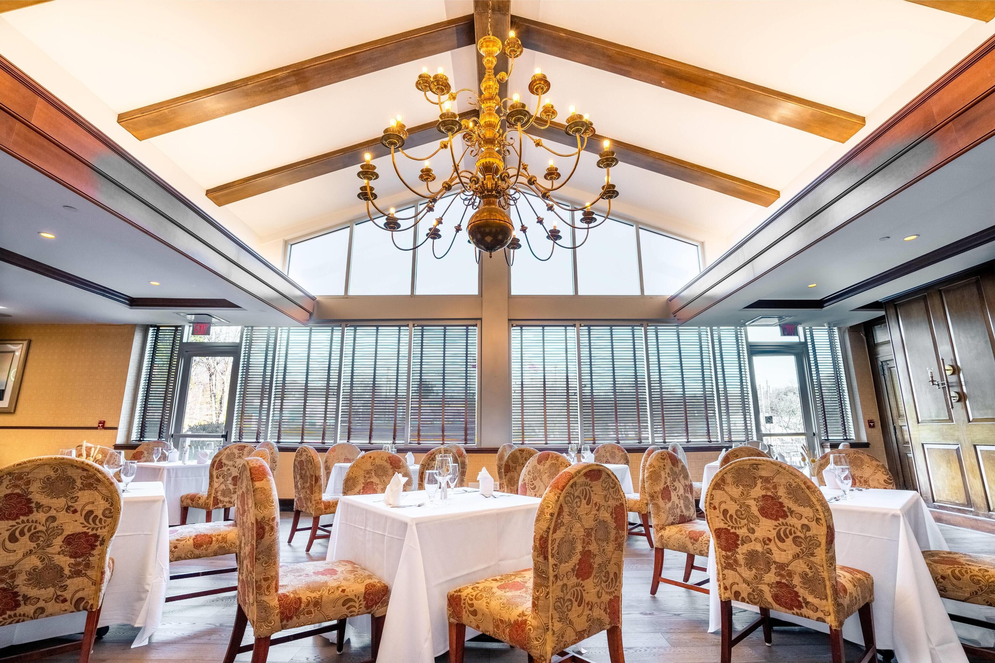 Se sirven desayunos y cenas, cocina americana