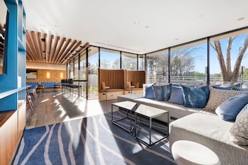 Sheraton Chapel Hill Hotel