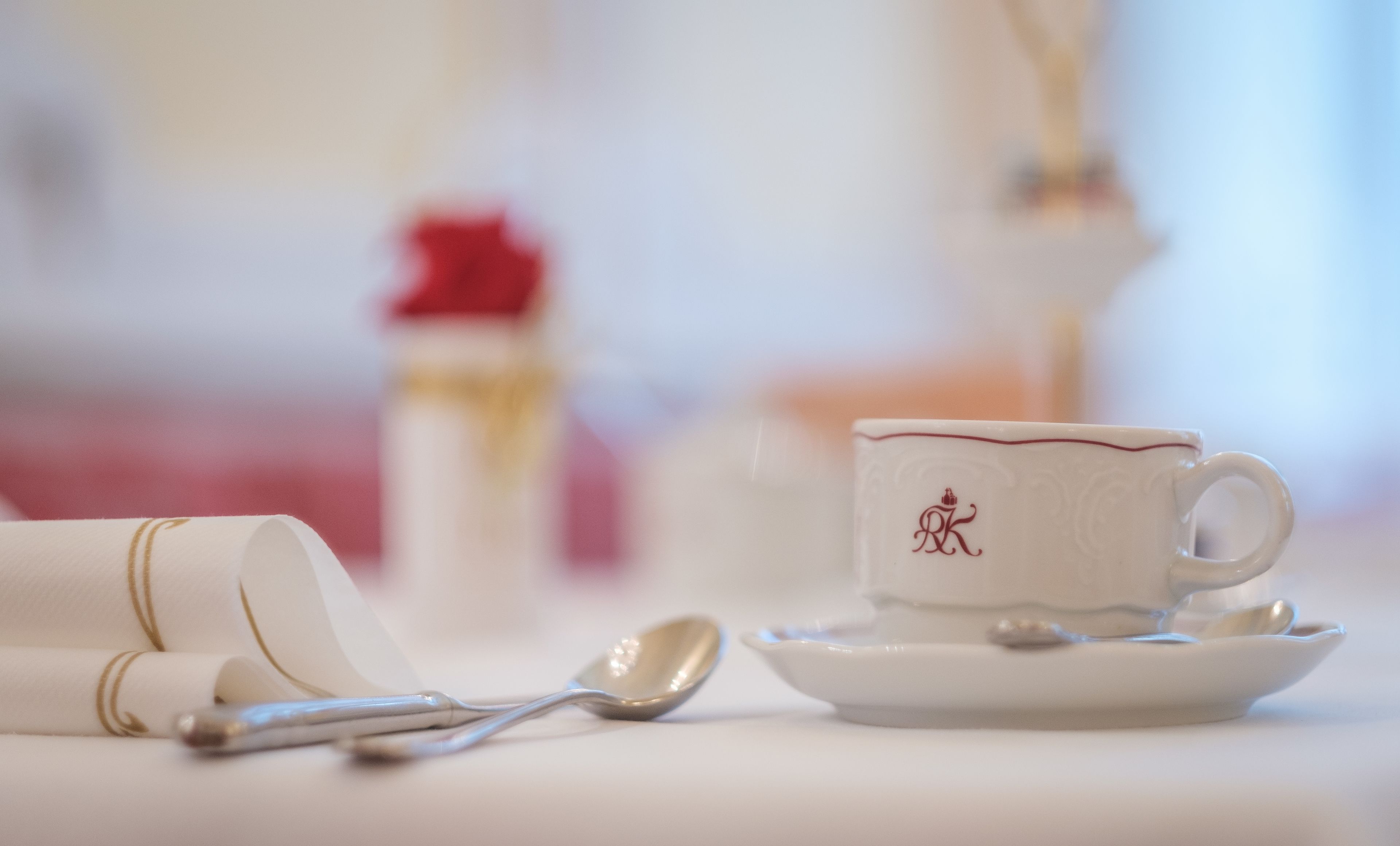 daily full breakfast (eur 28 per person)