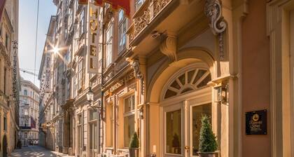 Schlosshotel Römischer Kaiser