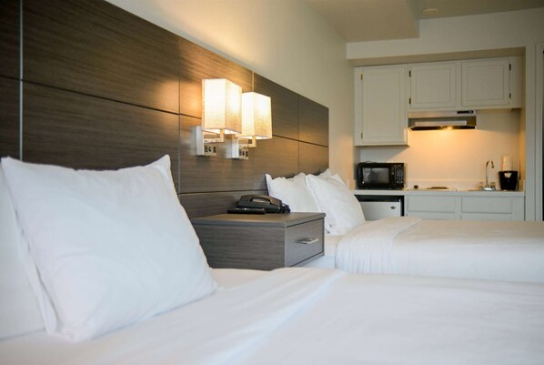 Standard Studio Suite, 2 Queen Beds, Non Smoking, Kitchenette