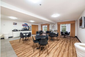 包含每日欧式早餐