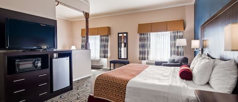 Suite, 1 King Bed, Non Smoking, Refrigerator & Microwave (with Sofabed) | Iron/ironing board, free WiFi, bed sheets
