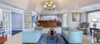 Best Western Spring Hill Inn & Suites