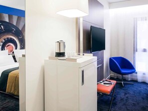 Premium bedding, minibar, in-room safe, desk - Hotel de Bourbon - Mercure Bourges (Bourges)