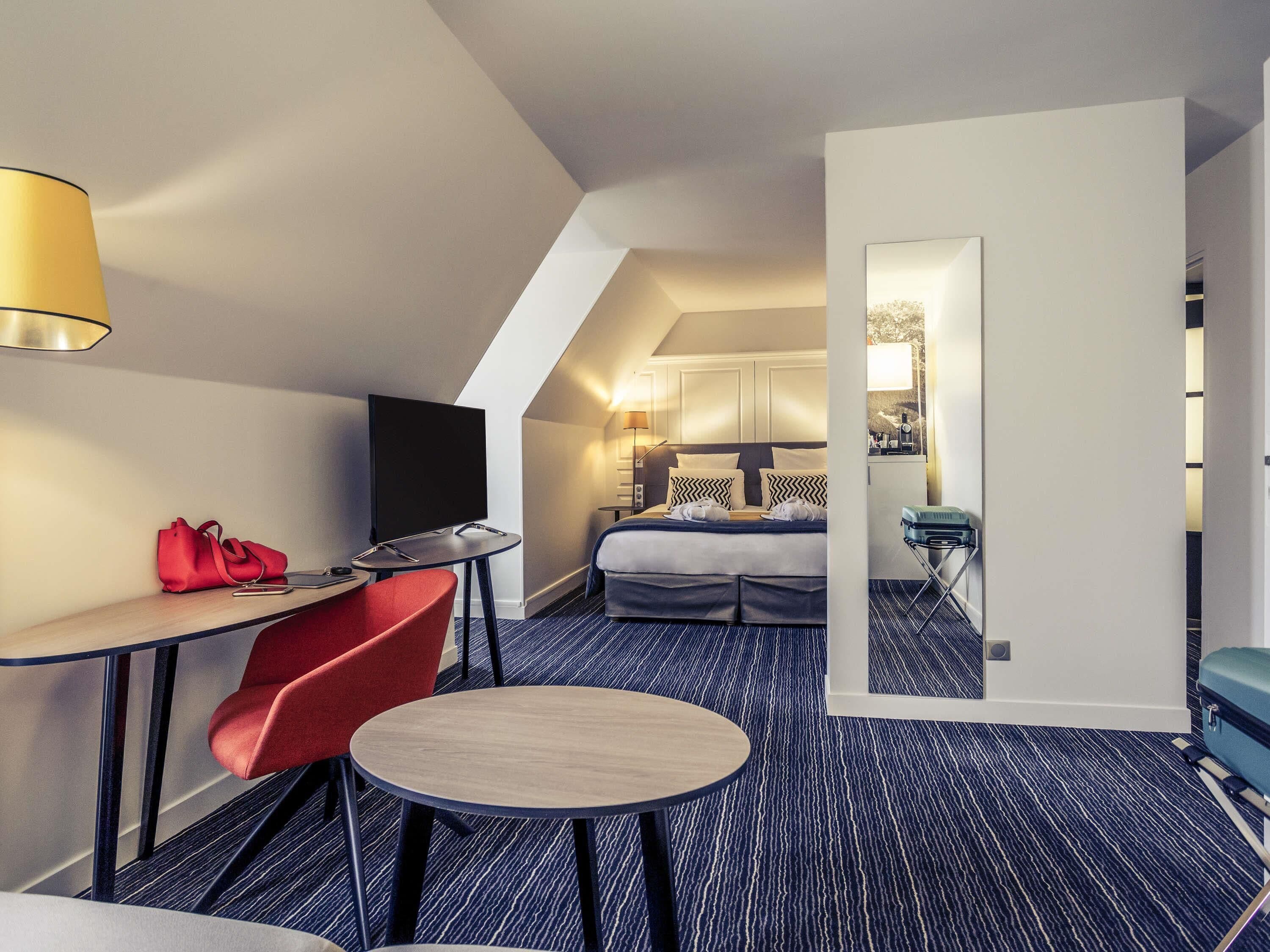 Ropa de cama de alta calidad y minibar 