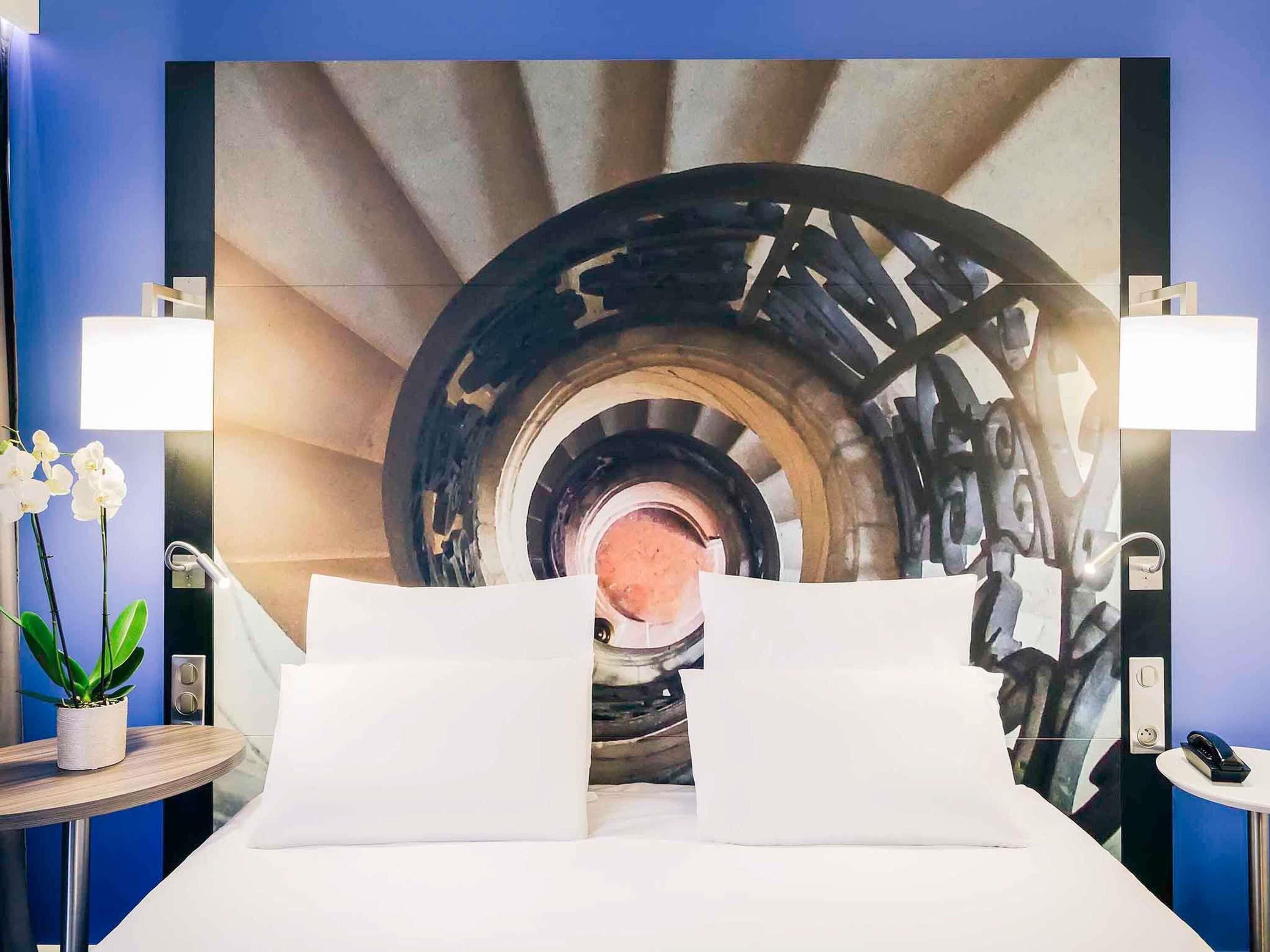 Ropa de cama de alta calidad y minibar 