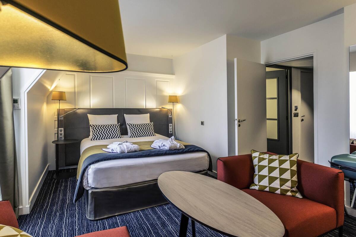 Privilege, Junior Double Room, 1 Double Bed with Sofa bed