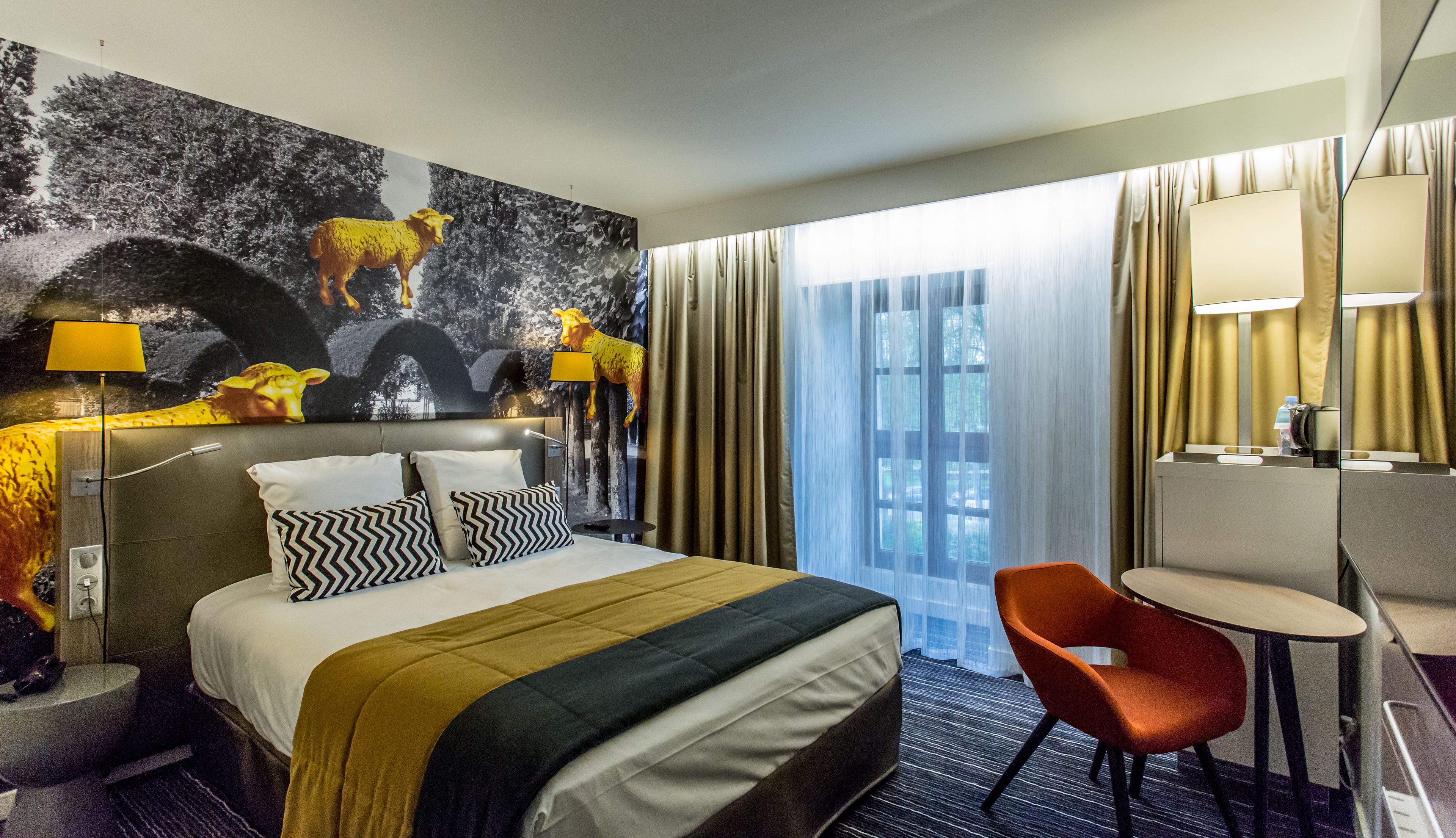 privilege, junior double room, 1 double bed with sofa bed | premium bedding, minibar, in-room safe, desk