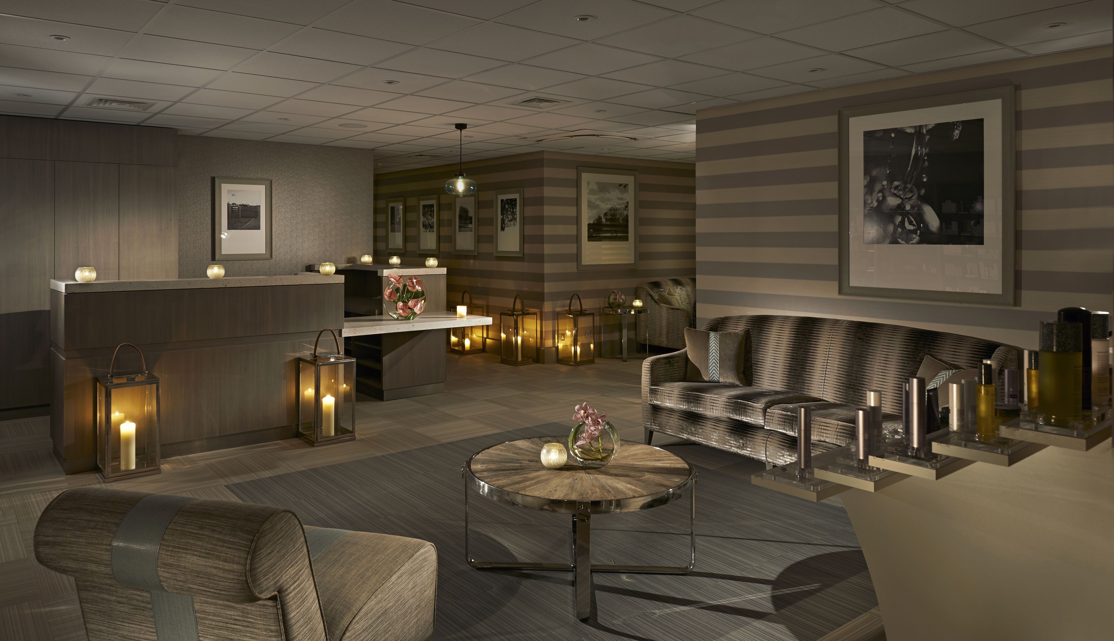 Couples treatment room(s), sauna, steam room, body treatments