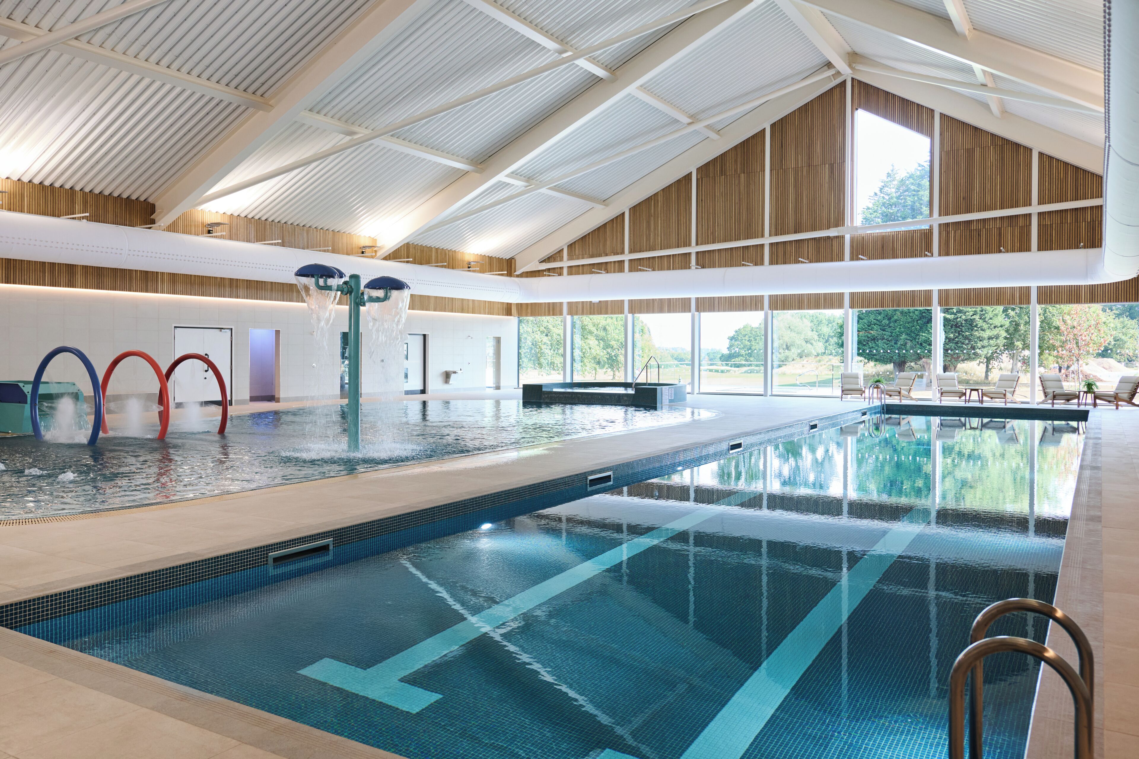 Indoor pool, pool loungers