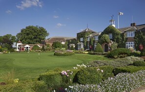 Exterior - The Belfry (Sutton Coldfield)