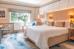 Signature tweepersoonskamer | Luxe beddengoed, individueel gedecoreerd, individueel gemeubileerd