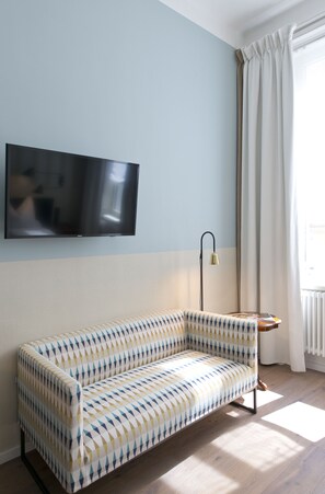 Premium bedding, pillowtop beds, minibar, in-room safe