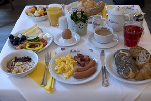 Daily buffet breakfast (EUR 28 per person)
