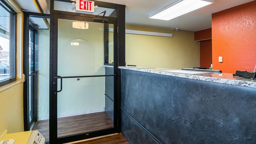 Econo Lodge South Holland - Chicago Southland