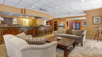 Coin salon dans le hall