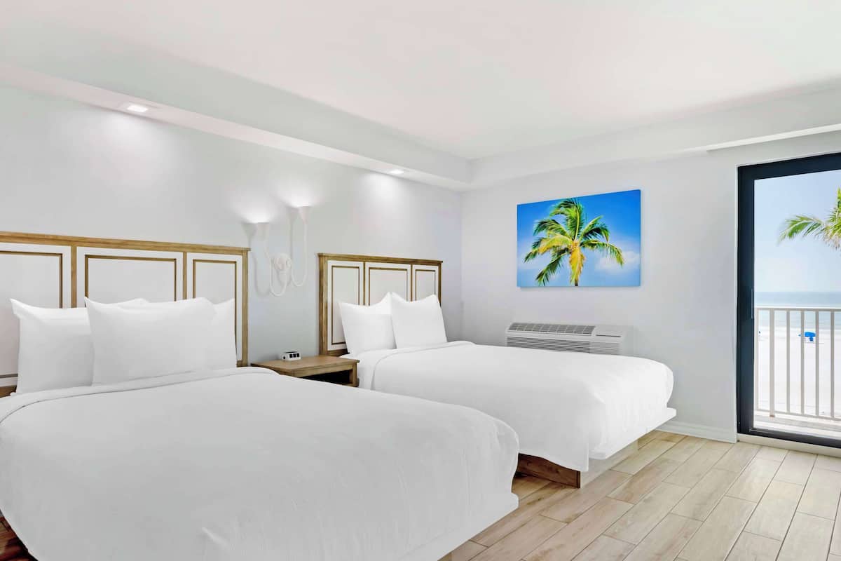 Cortinas blackout, tabla de planchar con plancha y wifi gratis