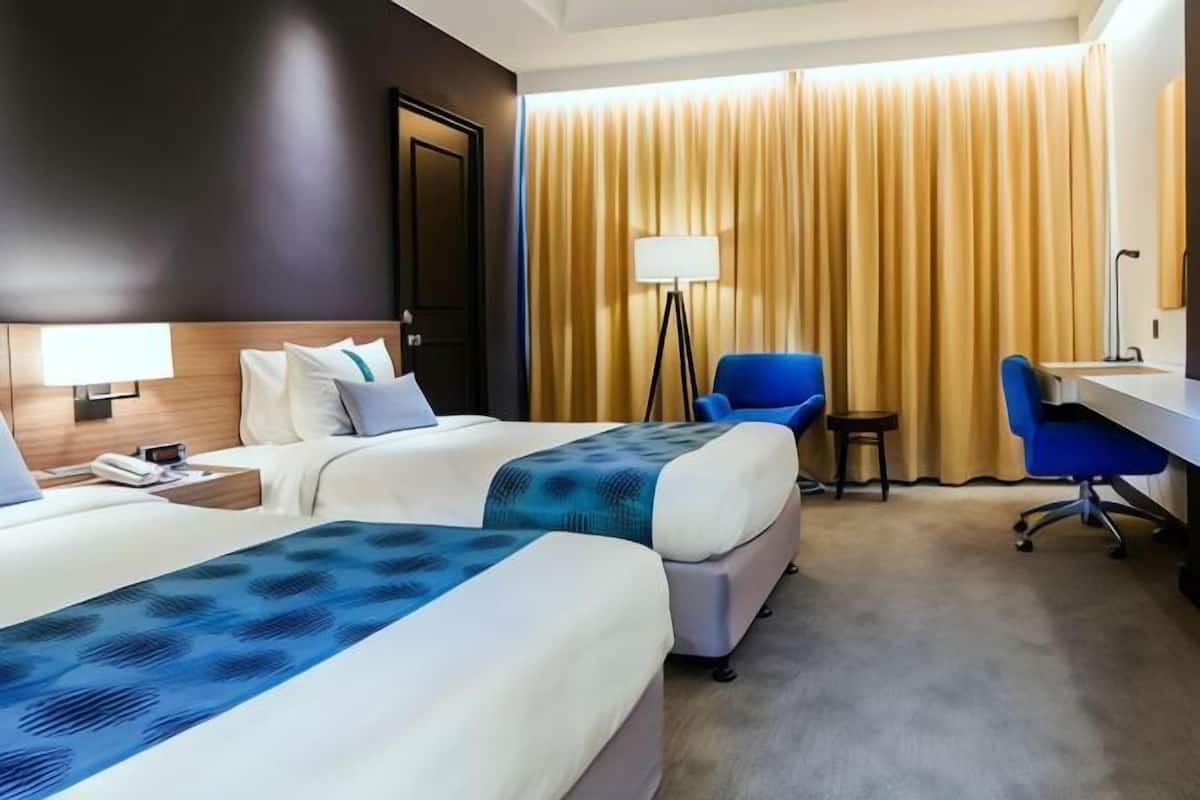 1 bedroom, minibar, in-room safe, desk