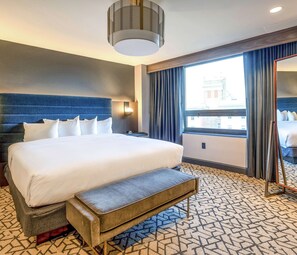 Junior Suite, 1 King Bed | Premium bedding, in-room safe, desk, laptop workspace