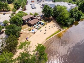 Lunch and dinner served