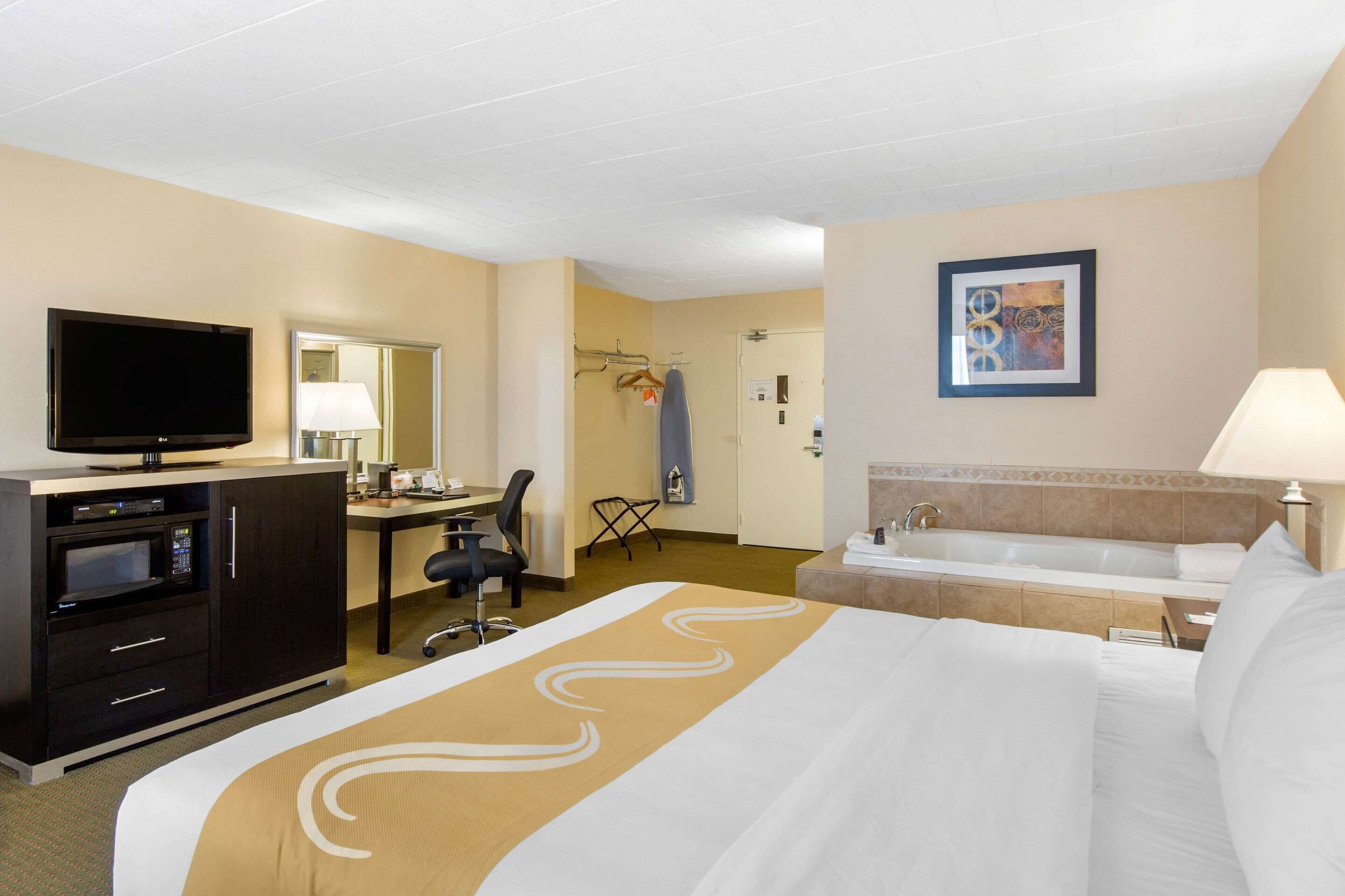 Photo - Quality Inn Ledgewood - Dover