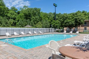 Seasonal outdoor pool