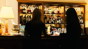 Bar (in der Unterkunft)