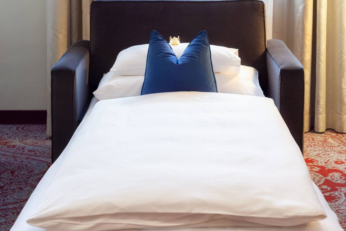Classic Double or Twin Room (with extra bed) | Egyptian cotton sheets, premium bedding, pillowtop beds, minibar
