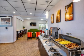 Free buffet breakfast on weekends