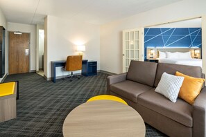 Suite, 1 King Bed with Sofa bed, Non Smoking | Desk, blackout drapes, iron/ironing board, rollaway beds