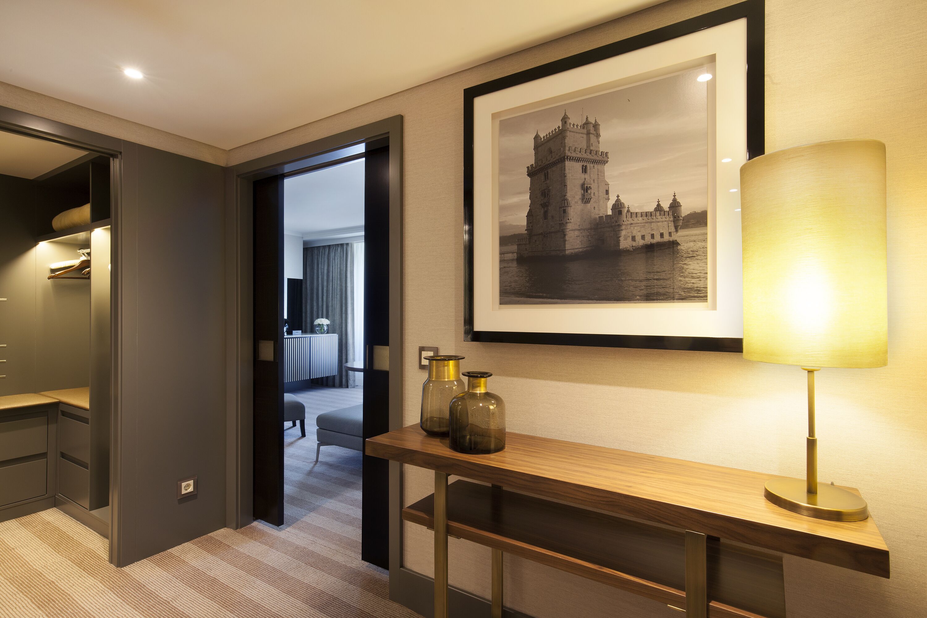 49-inch smart tv with cable channels, tv