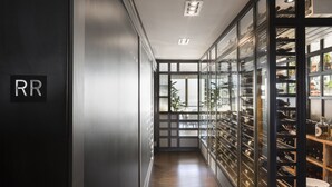 2 개의 레스토랑, 아침 식사, 점심 식사, 저녁 식사 및 브런치 제공