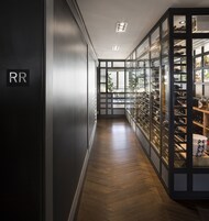 2 restaurantes; se sirve desayuno, almuerzo, cena y brunch