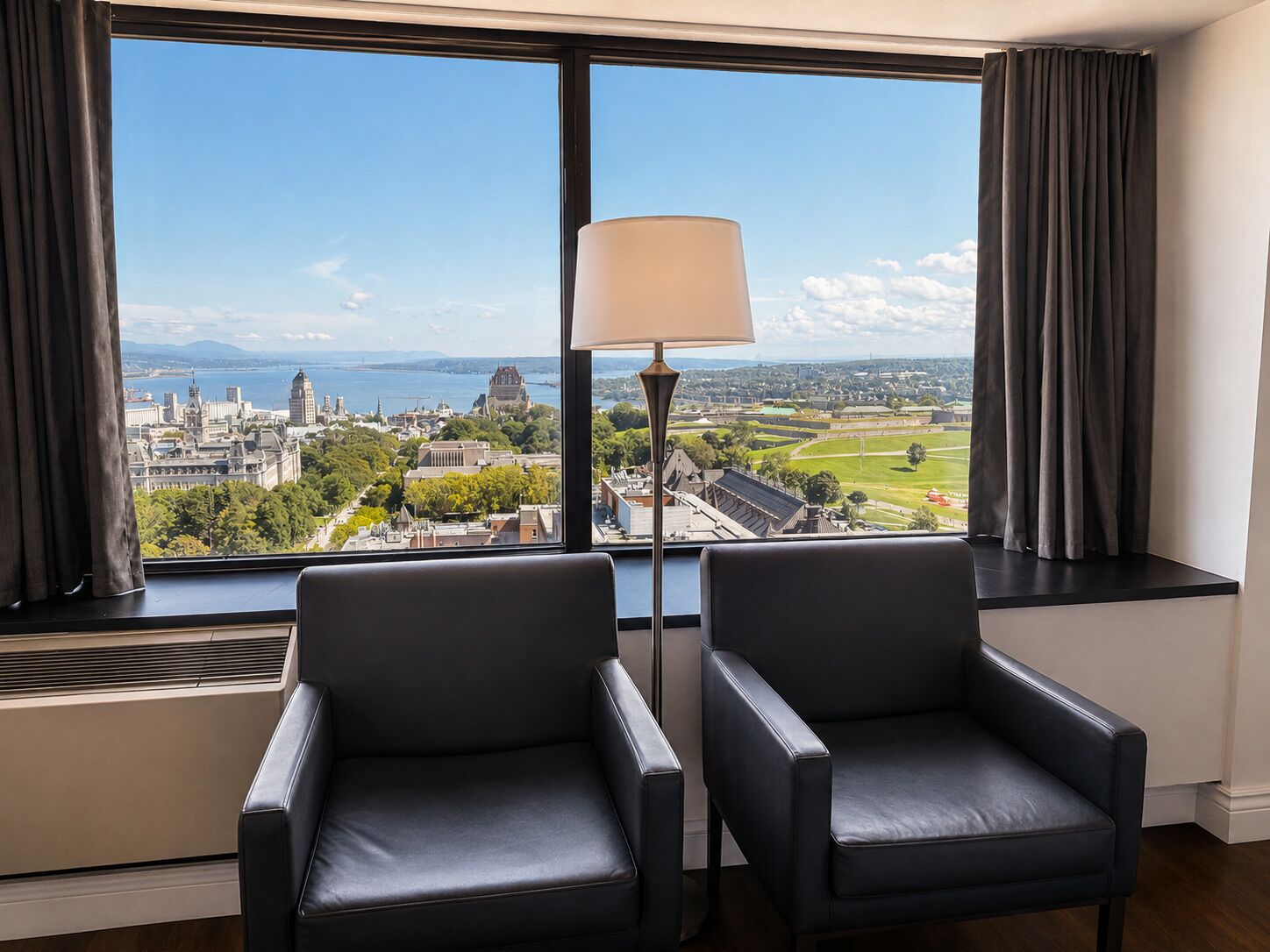 Photo - Hôtel Le Concorde Québec