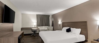 Red Lion Inn & Suites Caseyville