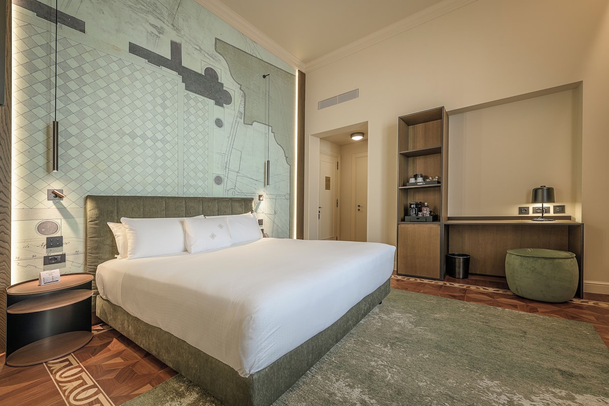 Deluxe Double Room | Egyptian cotton sheets, premium bedding, down comforters, pillowtop beds