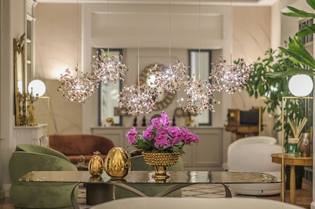 Lobby. Palazzo Montebello