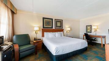 Premium bedding, iron/ironing board, free cots/infant beds, free WiFi